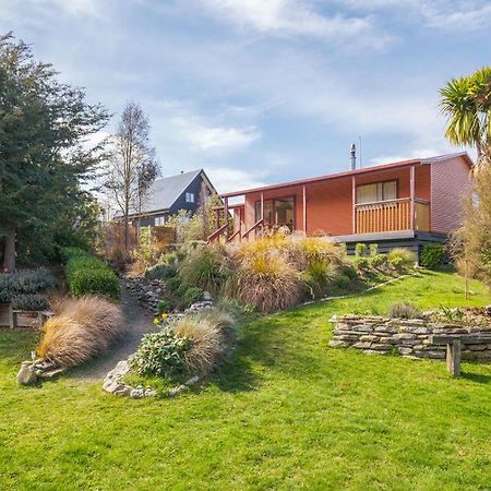 Korimako Ridge - Lake Hawea Holiday Home Luaran gambar
