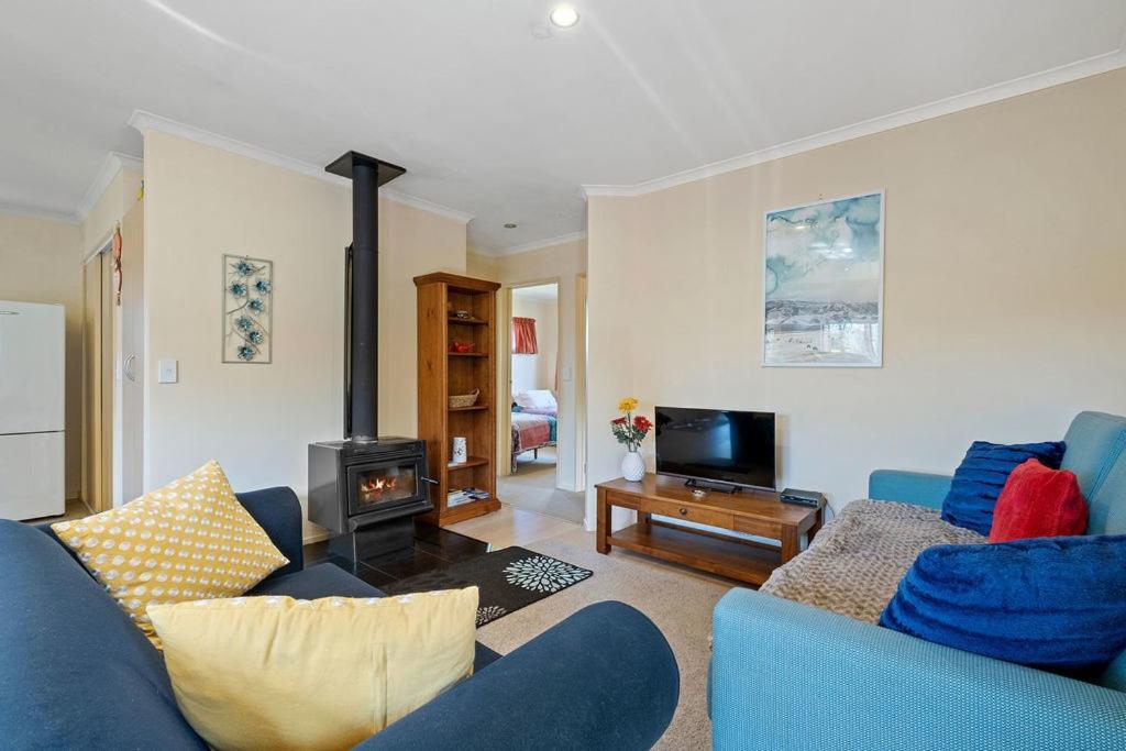 Korimako Ridge - Lake Hawea Holiday Home Luaran gambar